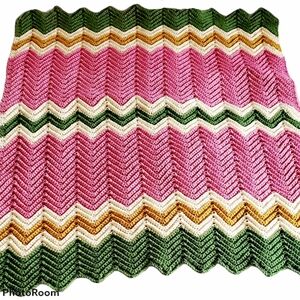 Vintage Chevron Design Throw/Baby Blanket